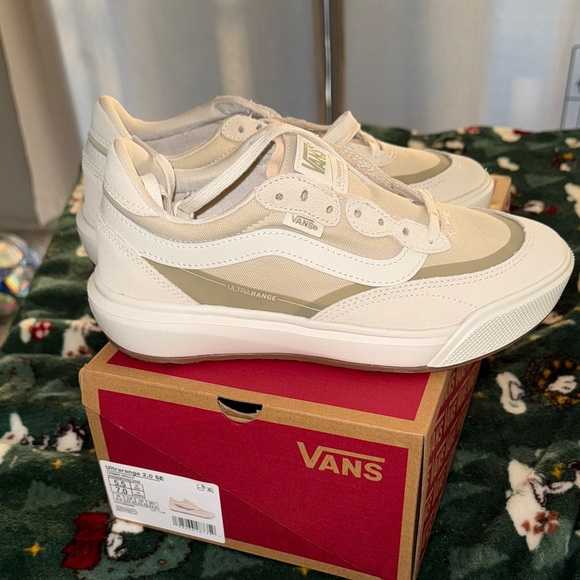 Vans Shoes - Vans Ultrarange Sneakers in Cream and Olive Drab